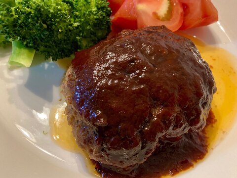 つなぎは片栗粉だけ☆シンプルハンバーグ